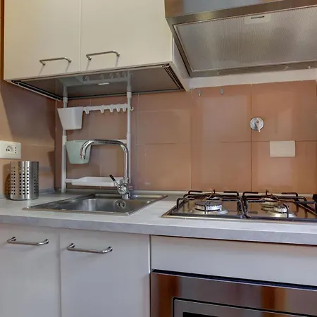 Capo D'africa 48 - And Appartement *