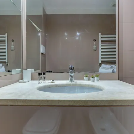 Daire Capo D'africa 48 - And *