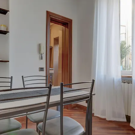 Daire Capo D'africa 48 - And Roma